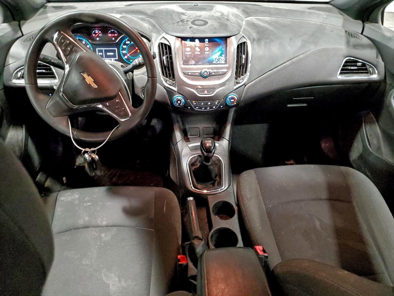 2017 CHEVROLET CRUZE LT photo 8