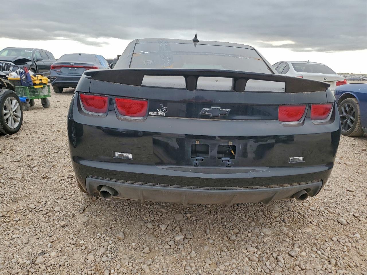 2011 CHEVROLET CAMARO LS photo 6