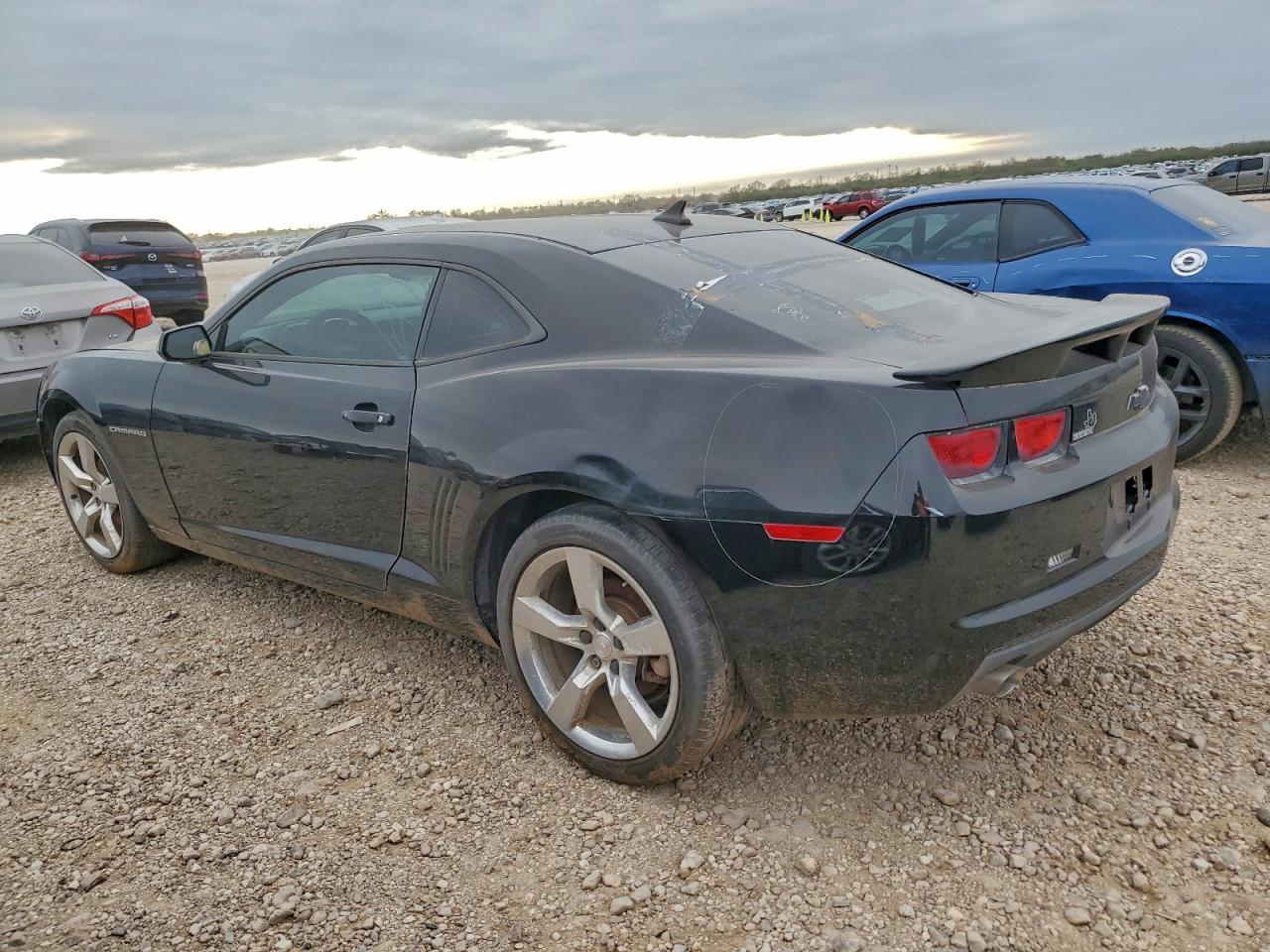 2011 CHEVROLET CAMARO LS photo 2