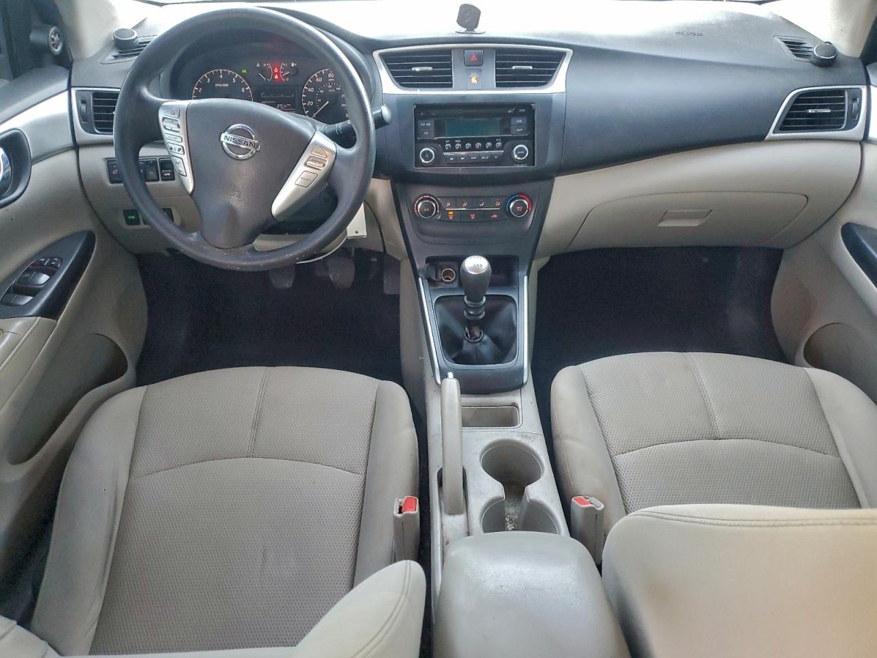 2016 NISSAN SENTRA S photo 8