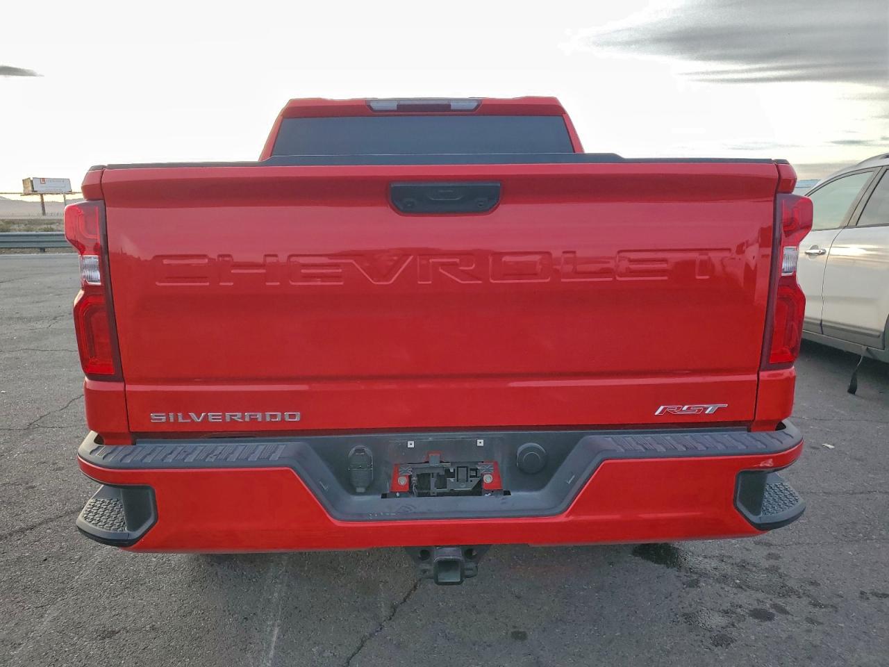 2023 CHEVROLET SILVERADO C1500 RST photo 6