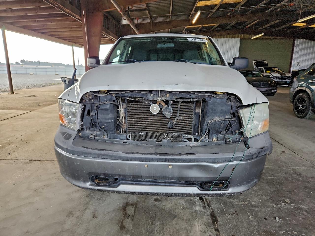 2011 DODGE RAM 1500 photo 9