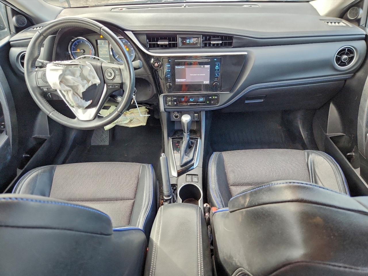 2018 TOYOTA COROLLA L photo 22