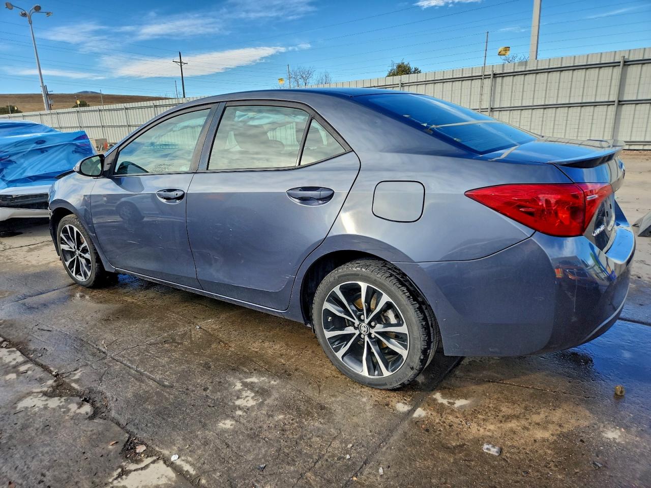 2018 TOYOTA COROLLA L photo 4