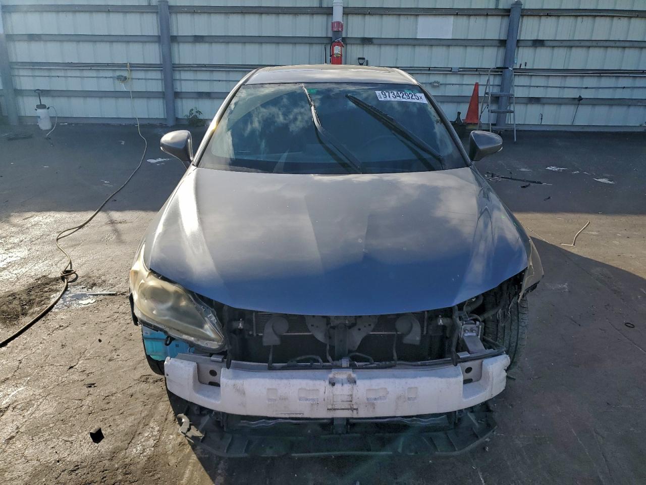 2013 LEXUS CT 200 photo 9