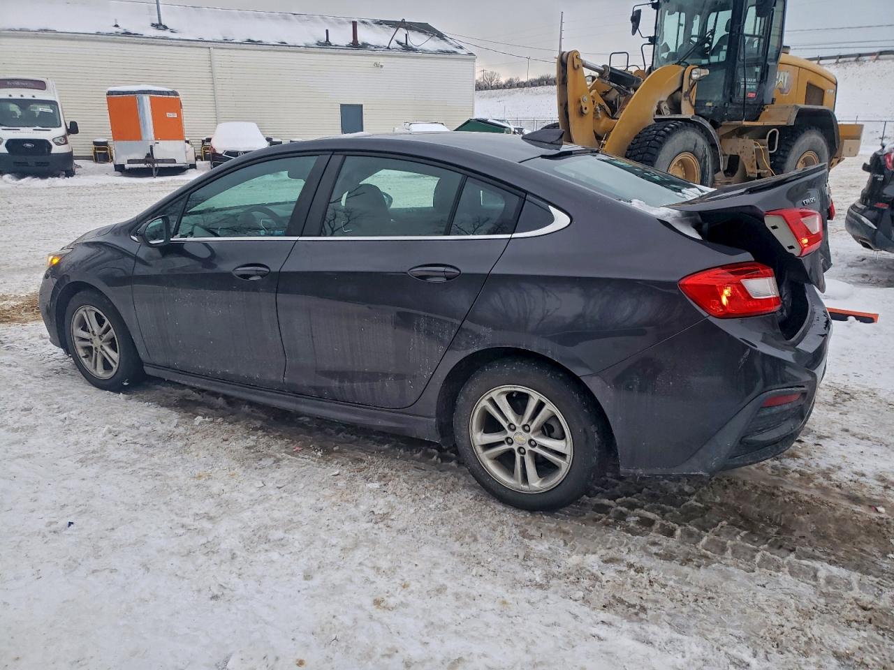 2016 CHEVROLET CRUZE LT photo 2