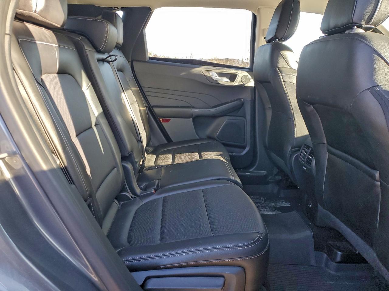 2022 FORD ESCAPE SEL photo 31