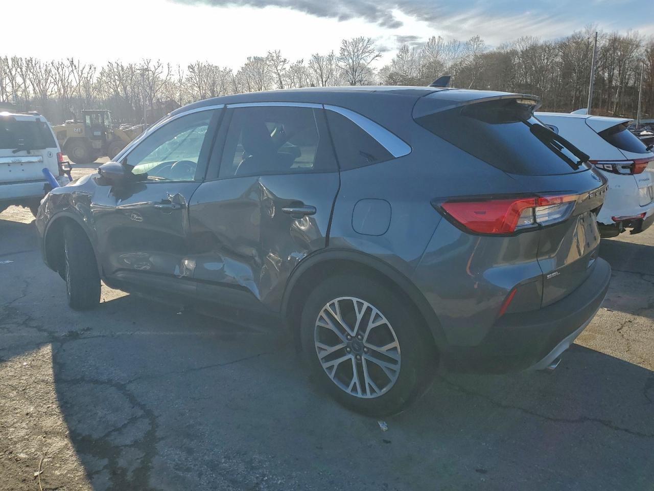 2022 FORD ESCAPE SEL photo 4