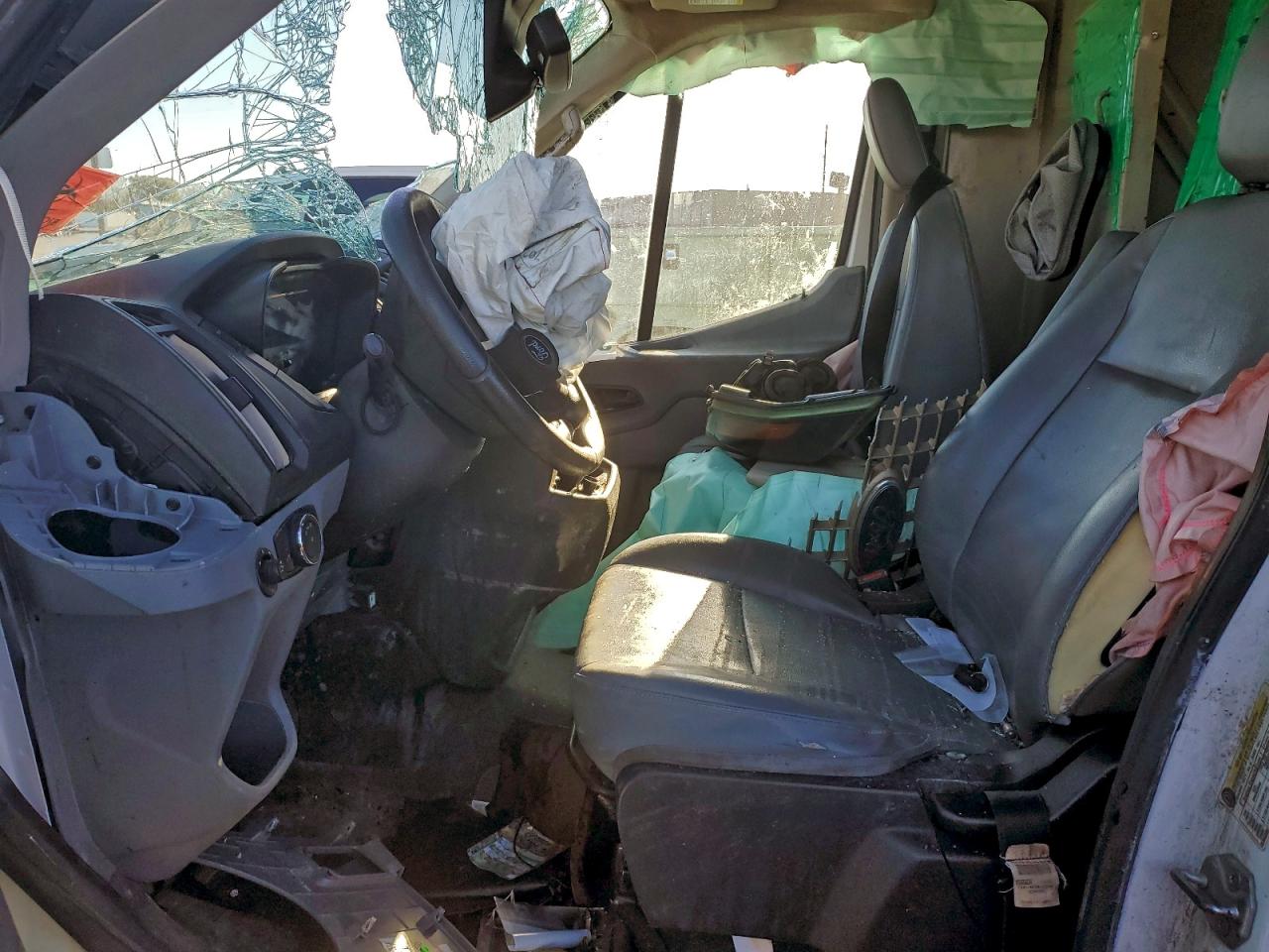 2018 FORD TRANSIT T250 photo 7