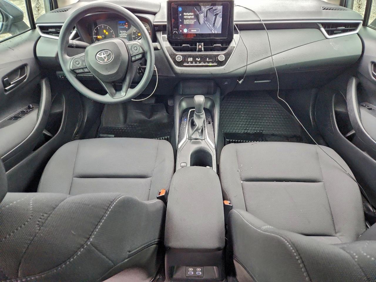 2024 TOYOTA COROLLA LE photo 8