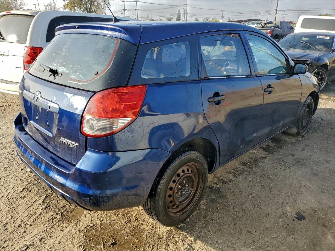 2003 TOYOTA COROLLA MATRIX XR photo 3