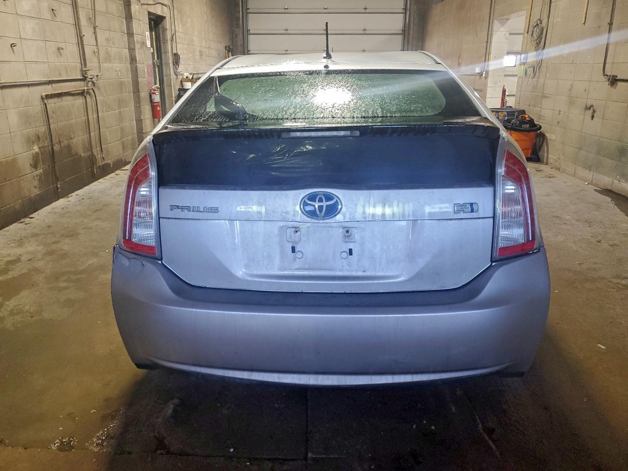 2013 TOYOTA PRIUS photo 11