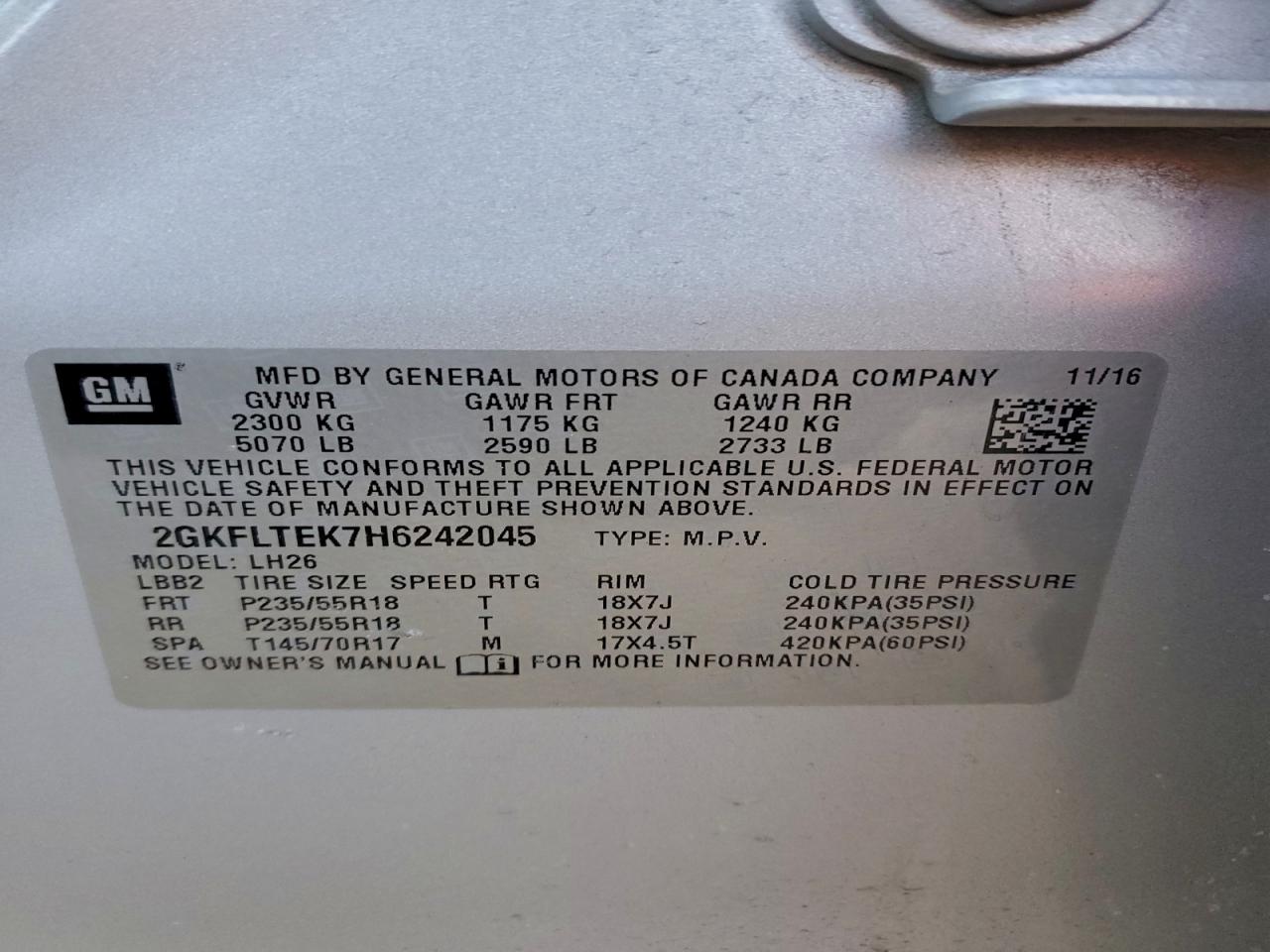 2017 GMC TERRAIN SLE photo 13