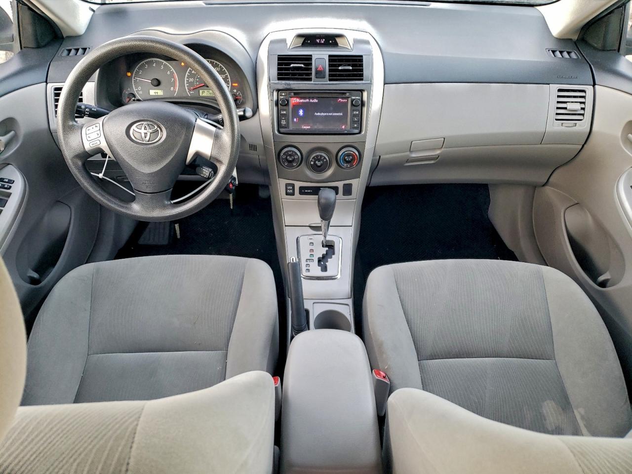 2013 TOYOTA COROLLA BASE photo 8