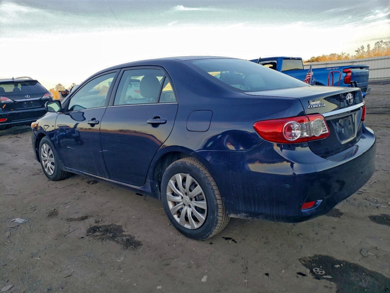 2013 TOYOTA COROLLA BASE photo 2