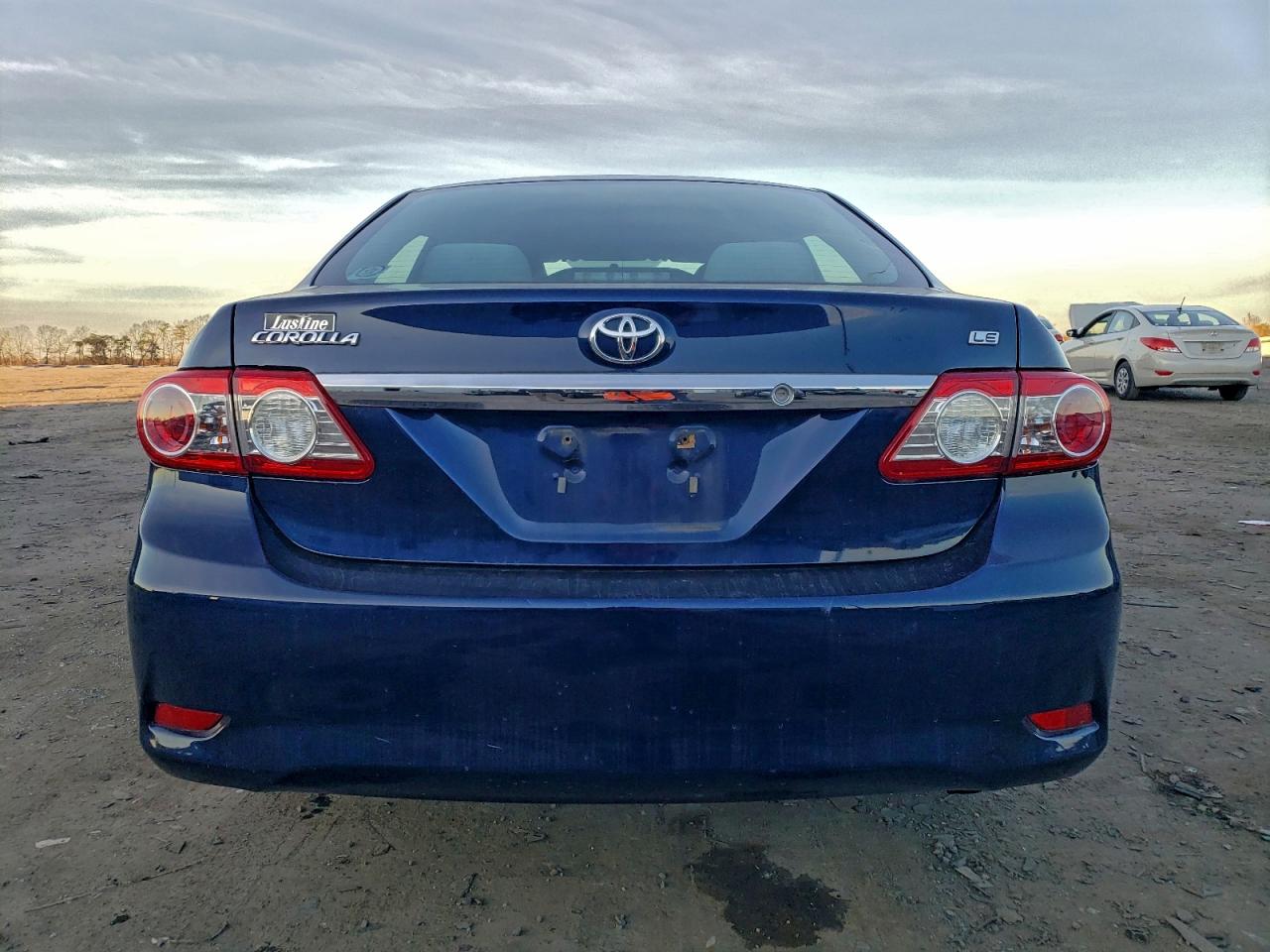 2013 TOYOTA COROLLA BASE photo 6