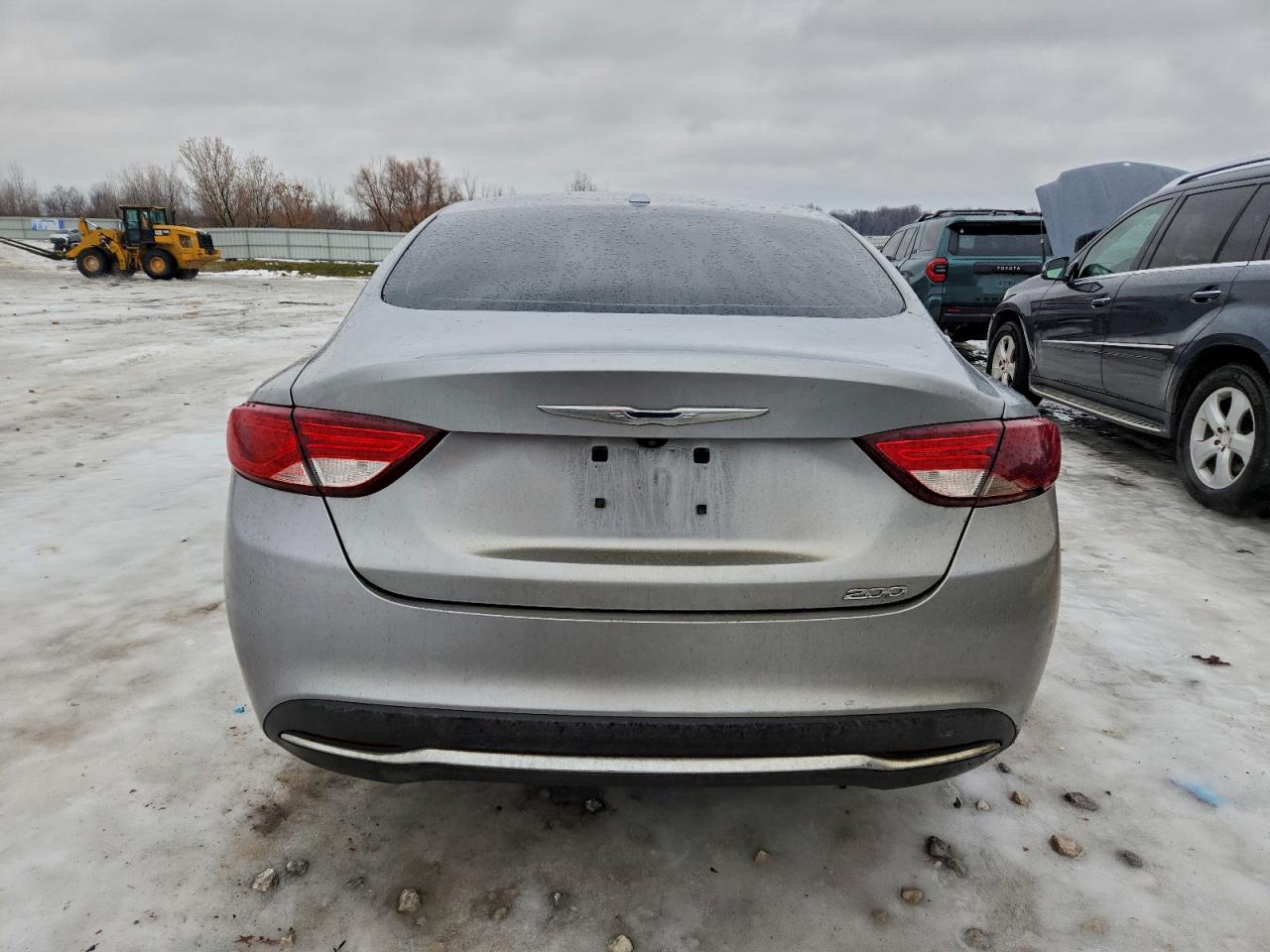 2015 CHRYSLER 200 LIMITED photo 6