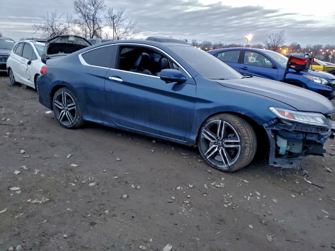 2016 HONDA ACCORD TOURING photo 4