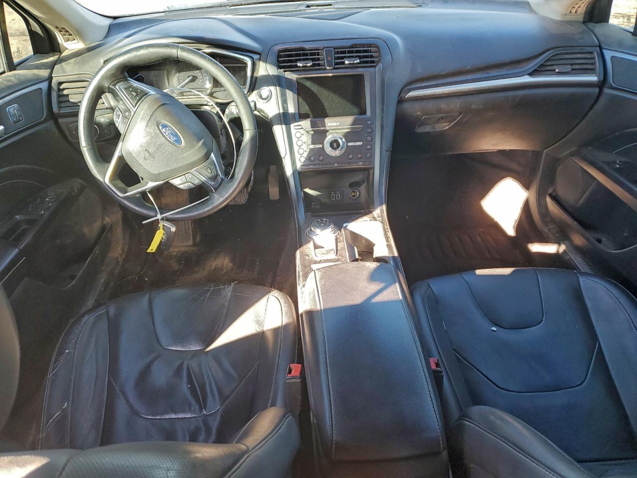 2019 FORD FUSION TITANIUM photo 8