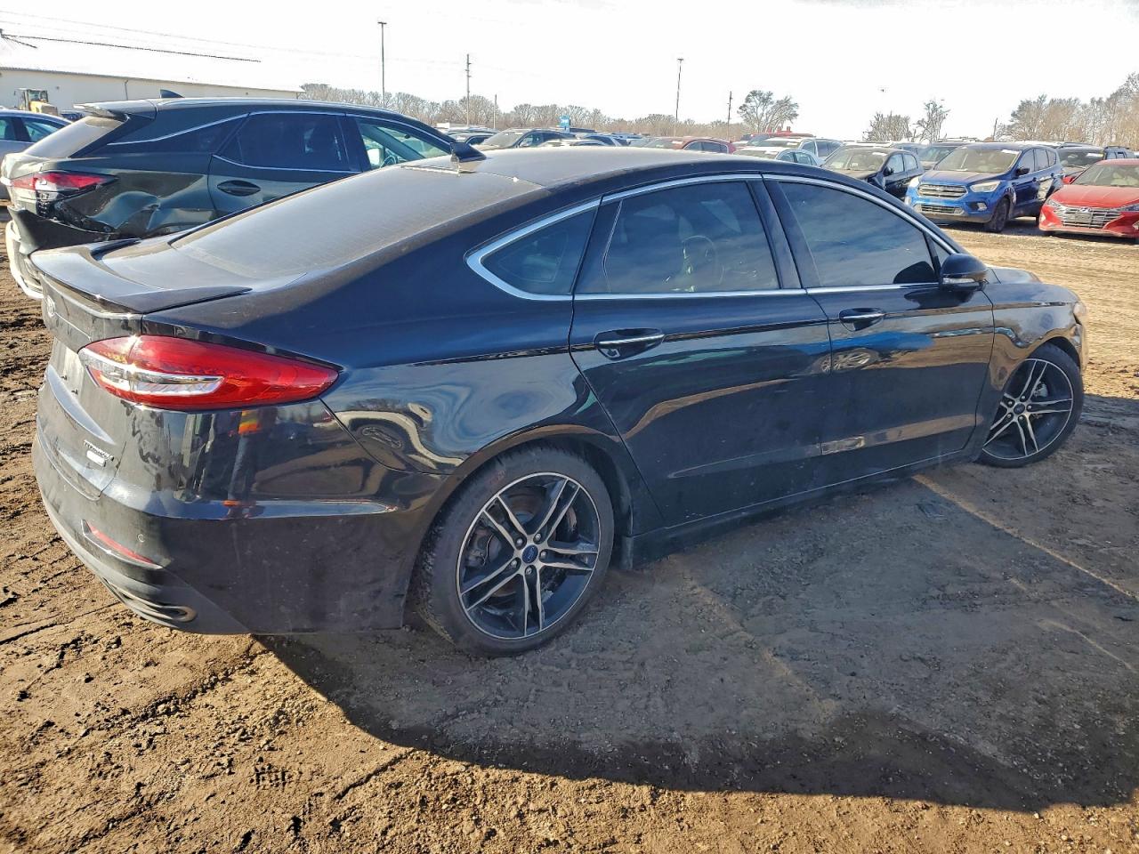 2019 FORD FUSION TITANIUM photo 3