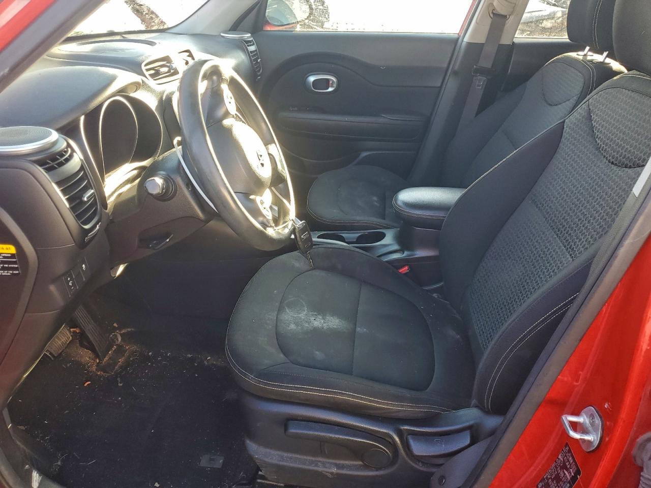 2014 KIA SOUL + photo 13
