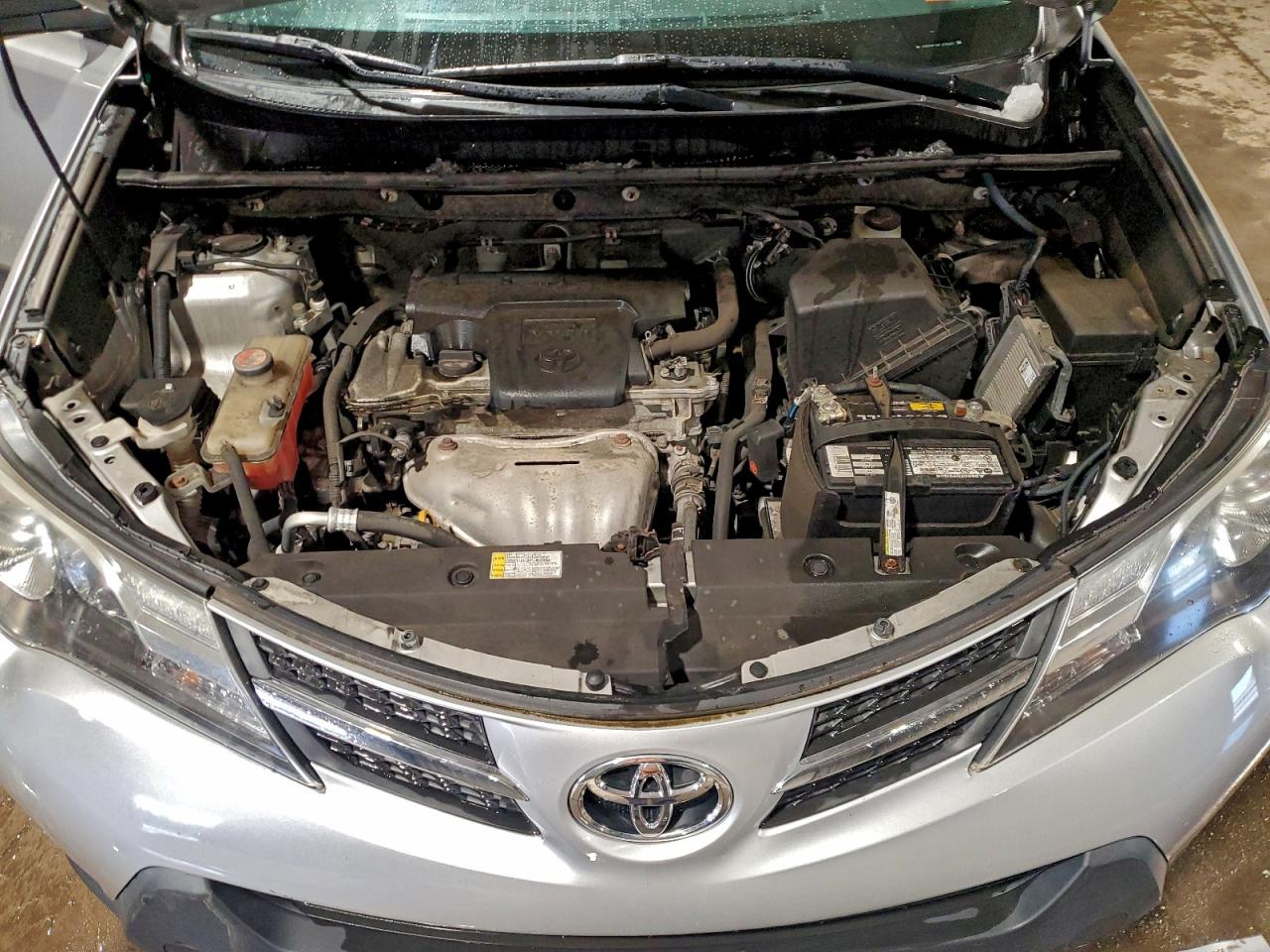 2015 TOYOTA RAV4 LE photo 12