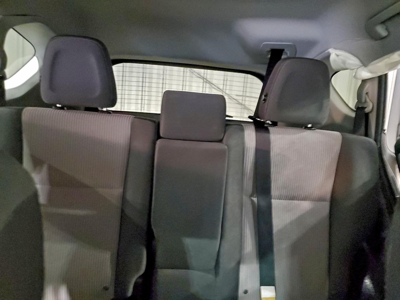 2015 TOYOTA RAV4 LE photo 10