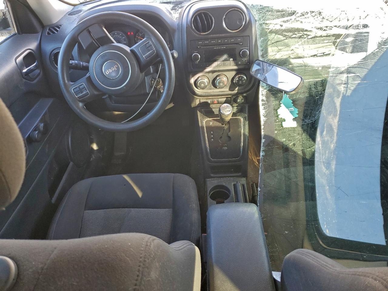 2014 JEEP PATRIOT SPORT photo 8