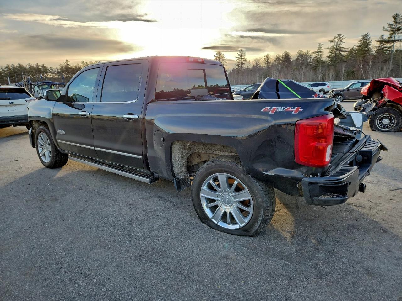 2017 CHEVROLET SILVERADO K1500 HIGH COUNTRY photo 2