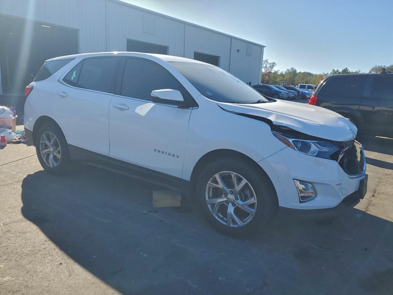 2018 CHEVROLET EQUINOX LT photo 4