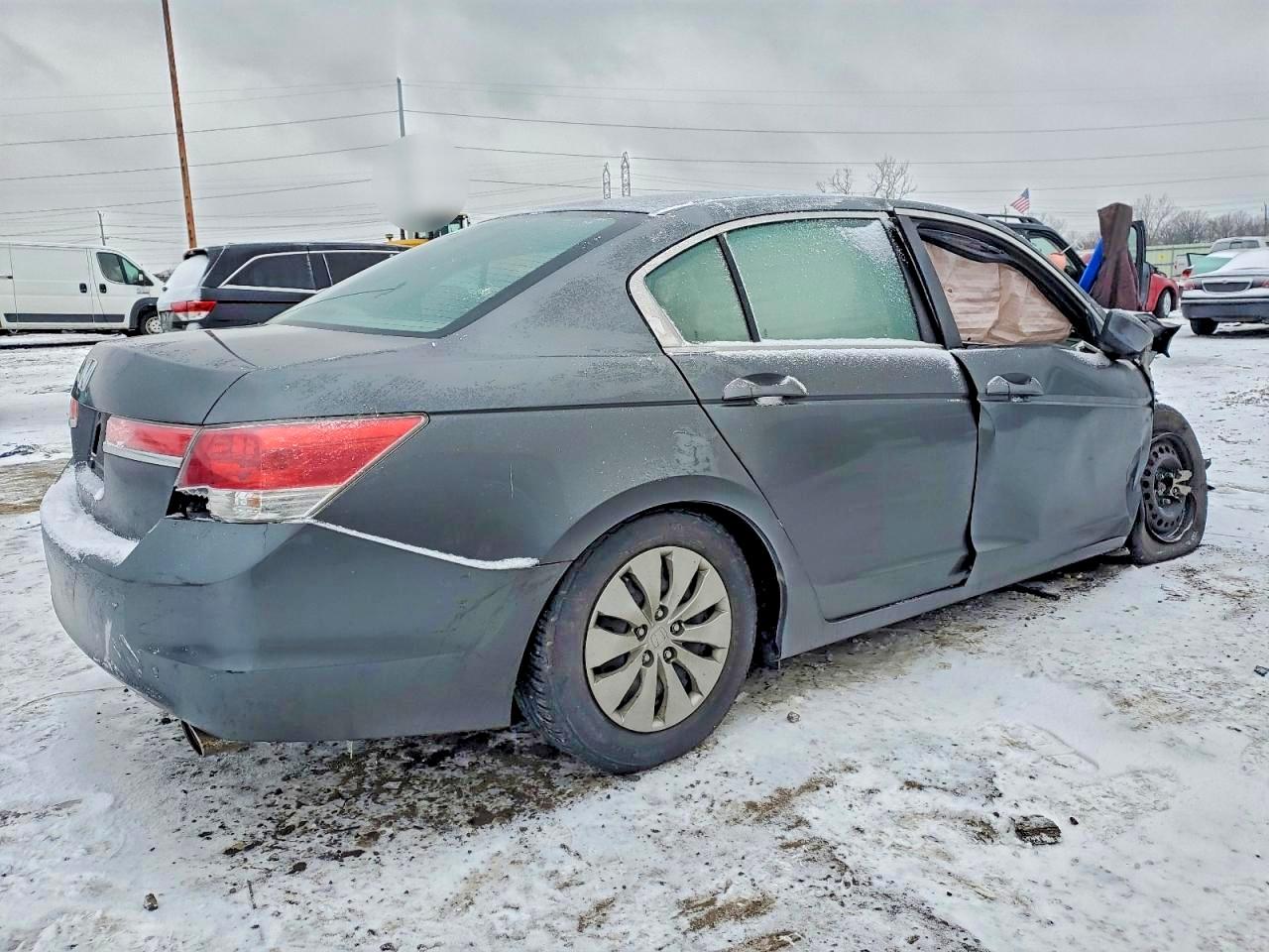 2011 HONDA ACCORD LX photo 3