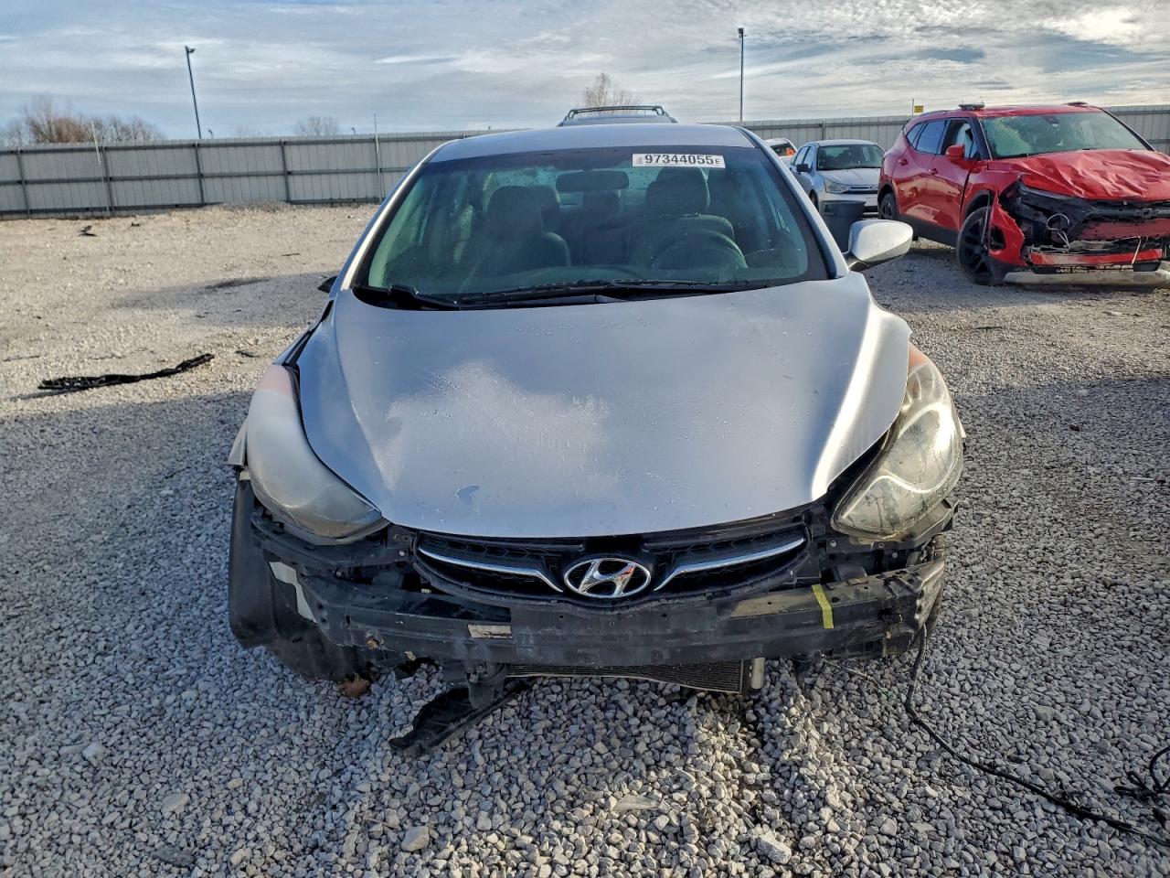 2013 HYUNDAI ELANTRA GLS photo 5