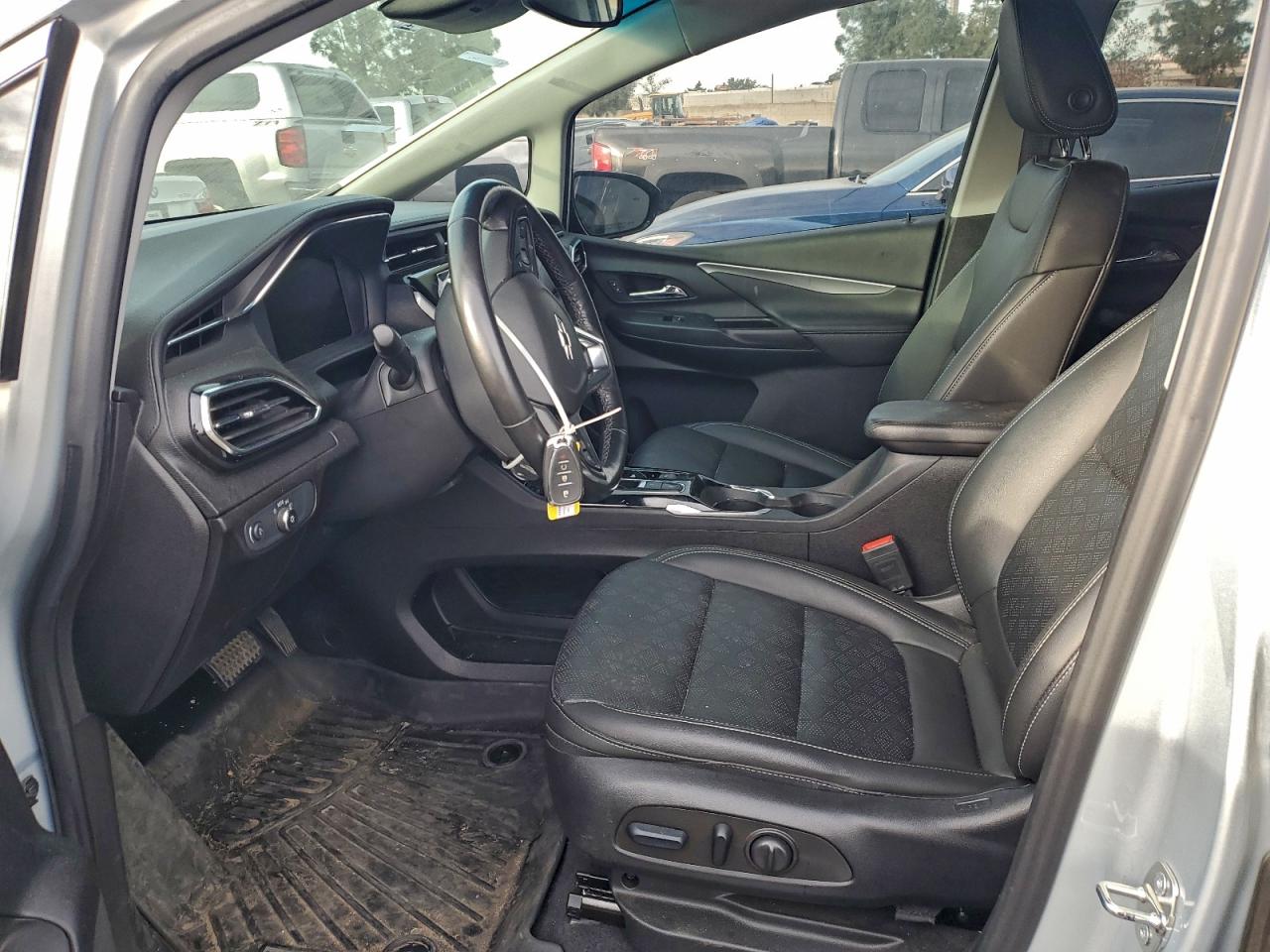 2023 CHEVROLET BOLT EV 2LT photo 13