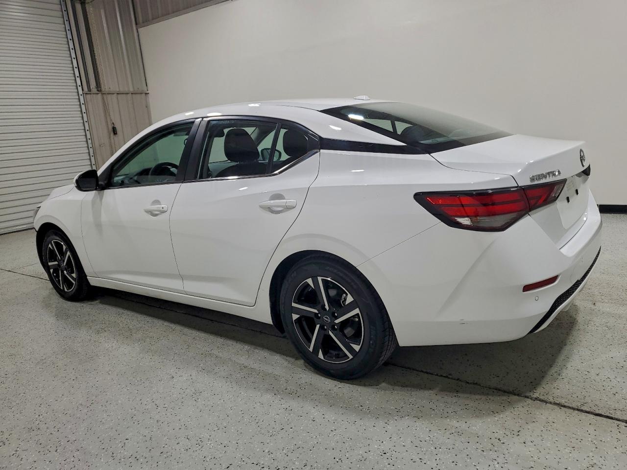 2024 NISSAN SENTRA SV photo 3