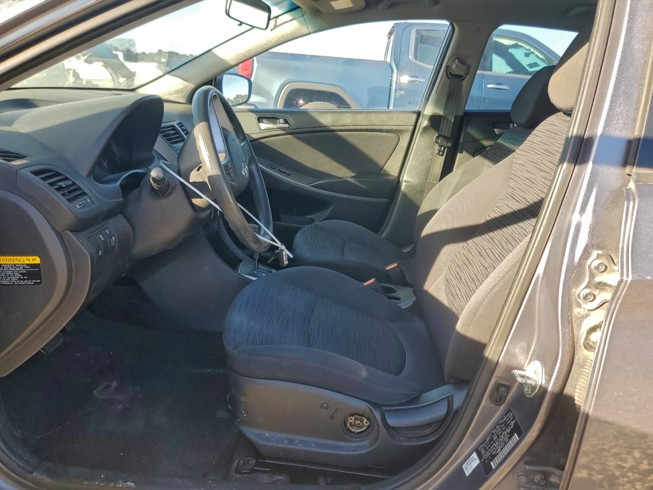 2015 HYUNDAI ACCENT GS photo 13