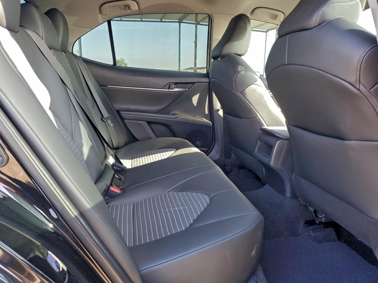 2022 TOYOTA CAMRY SE photo 28