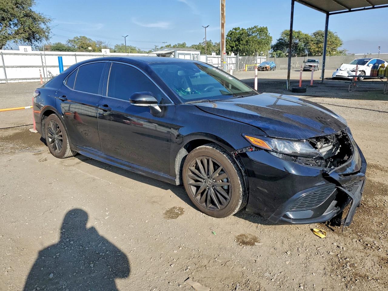 2022 TOYOTA CAMRY SE photo 10