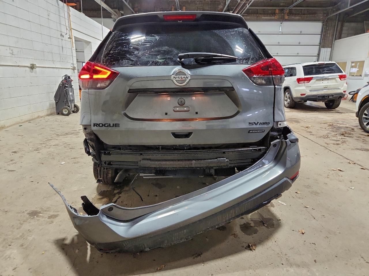2018 NISSAN ROGUE S photo 16