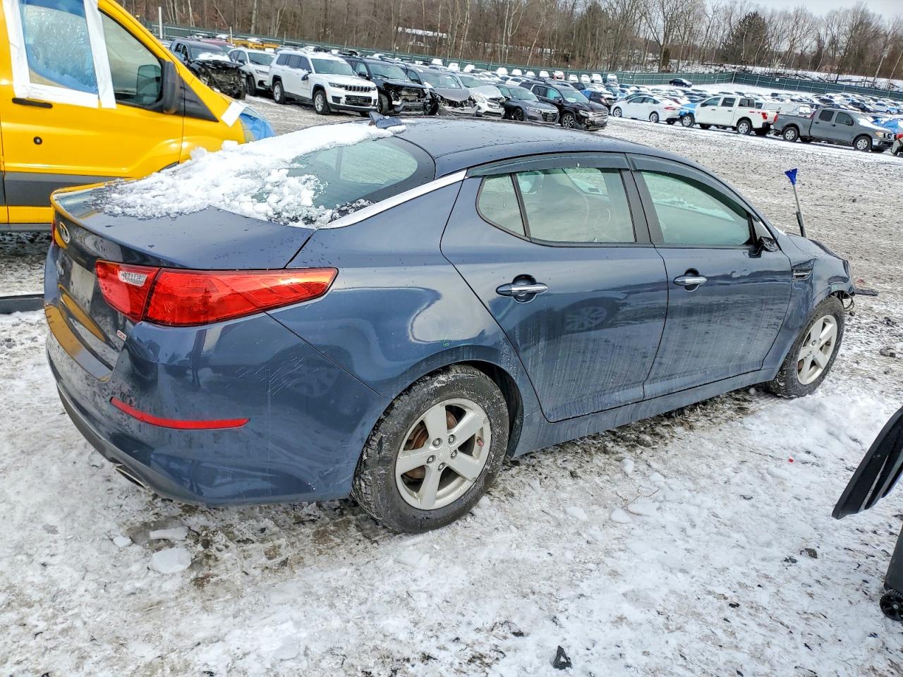 2015 KIA OPTIMA LX photo 3