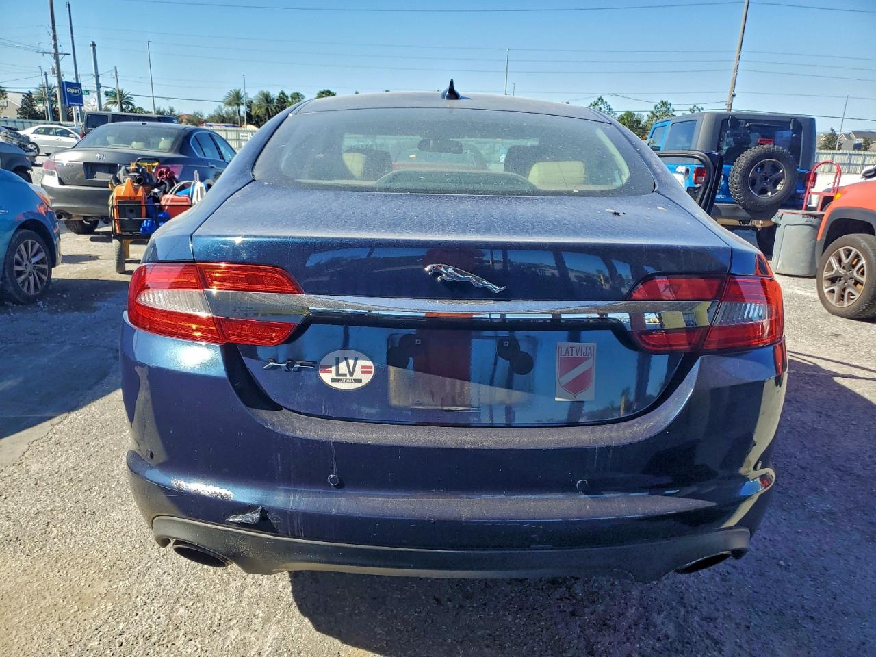 2013 JAGUAR XF photo 16