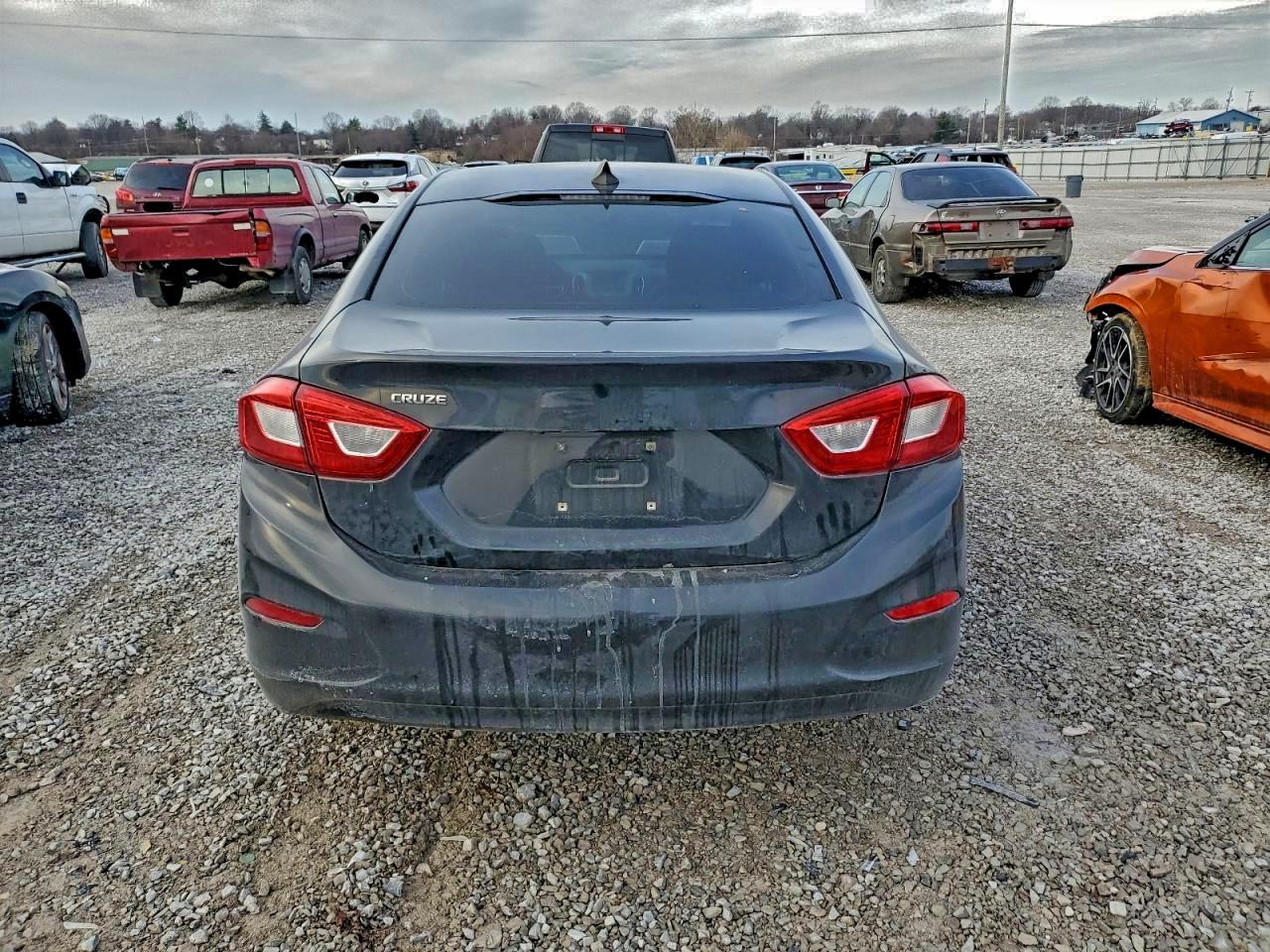 2017 CHEVROLET CRUZE LS photo 16