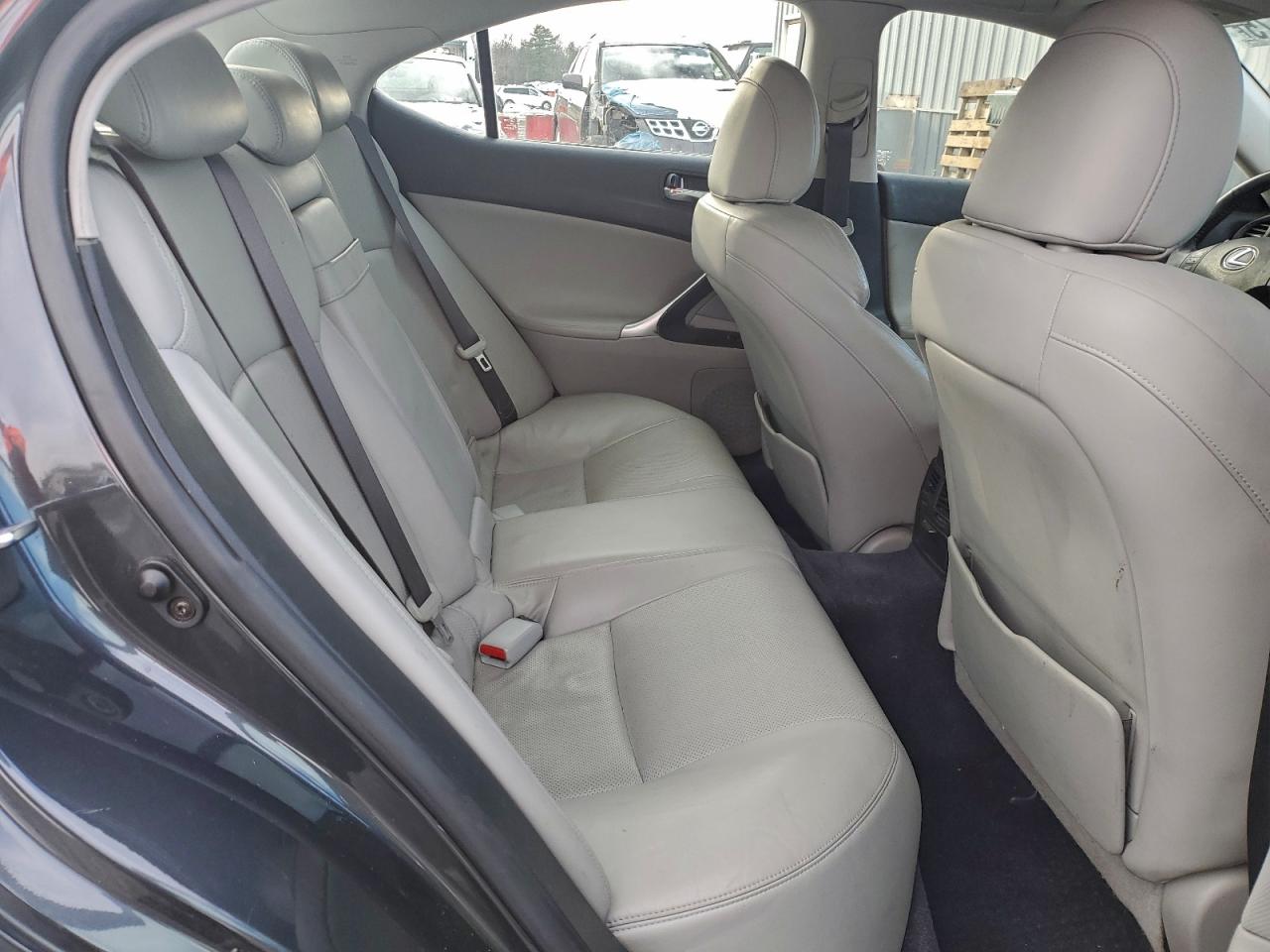 2006 LEXUS IS 250 photo 19