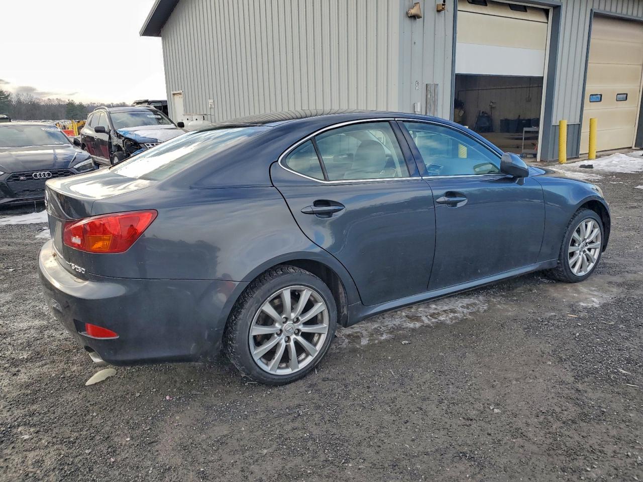 2006 LEXUS IS 250 photo 5