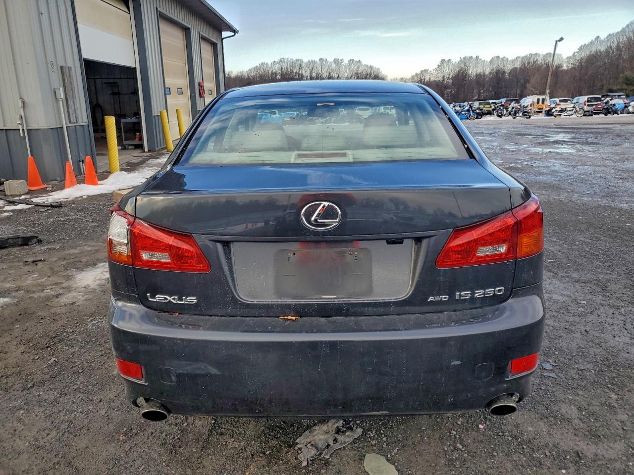 2006 LEXUS IS 250 photo 11