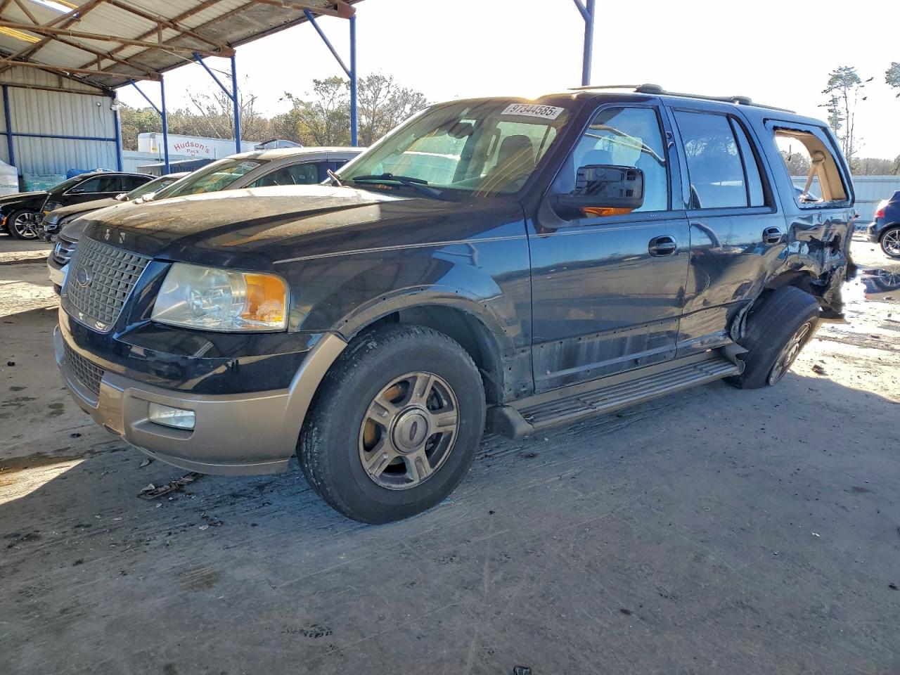 2004 FORD EXPEDITION EDDIE BAUER — REAR END damage — photo 1