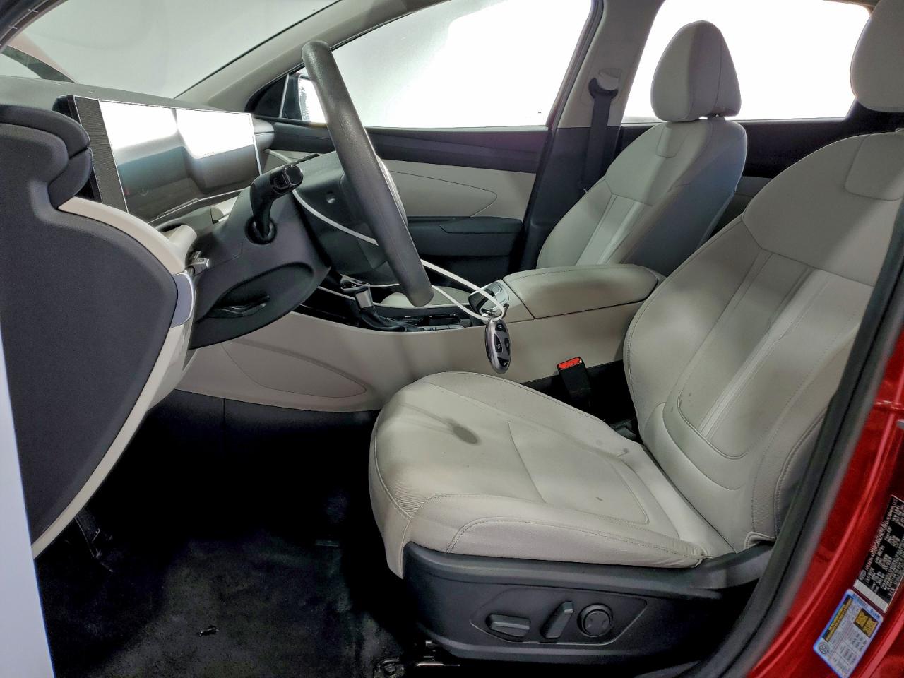 2025 HYUNDAI TUCSON SEL photo 7