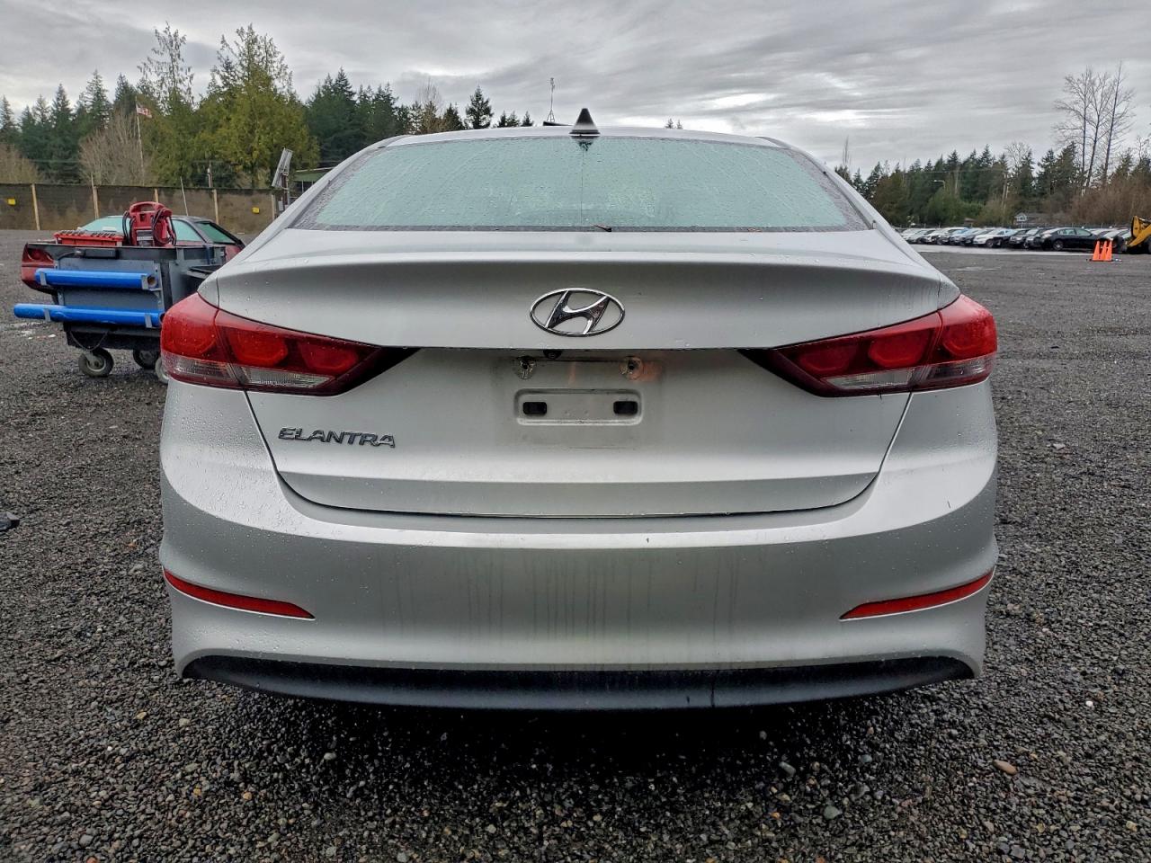 2018 HYUNDAI ELANTRA SEL photo 11