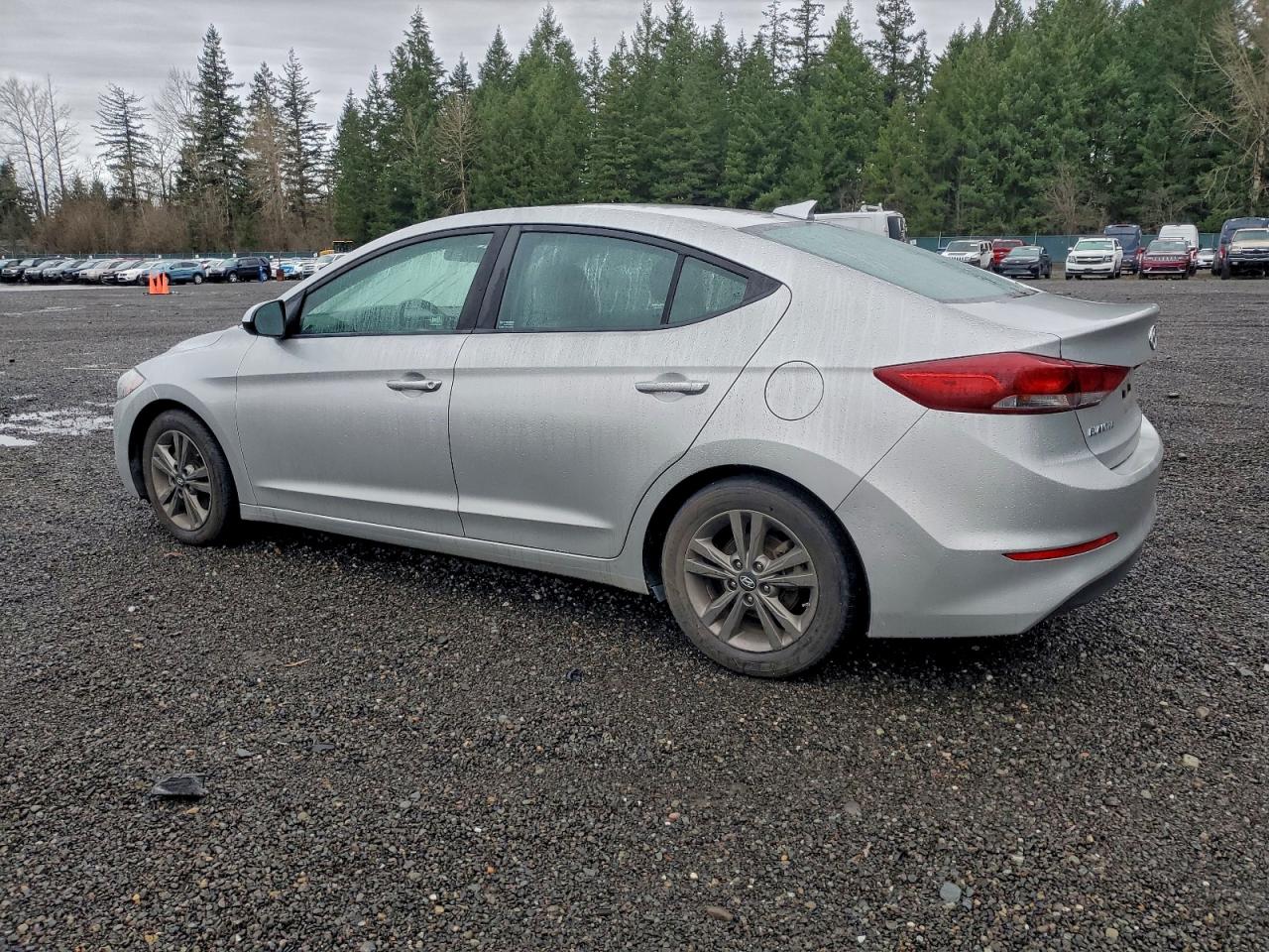 2018 HYUNDAI ELANTRA SEL photo 3