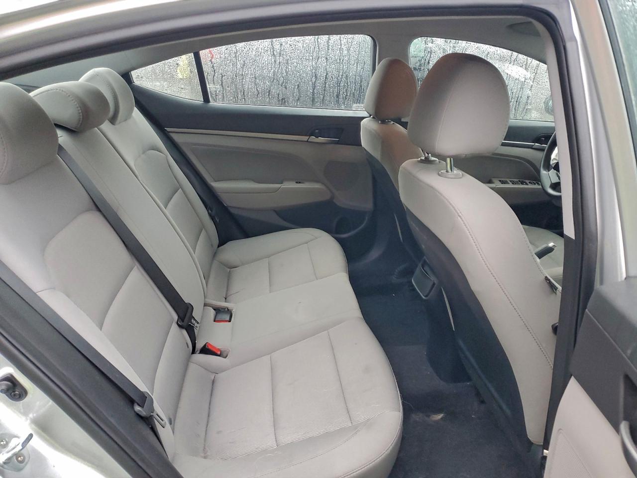 2018 HYUNDAI ELANTRA SEL photo 19