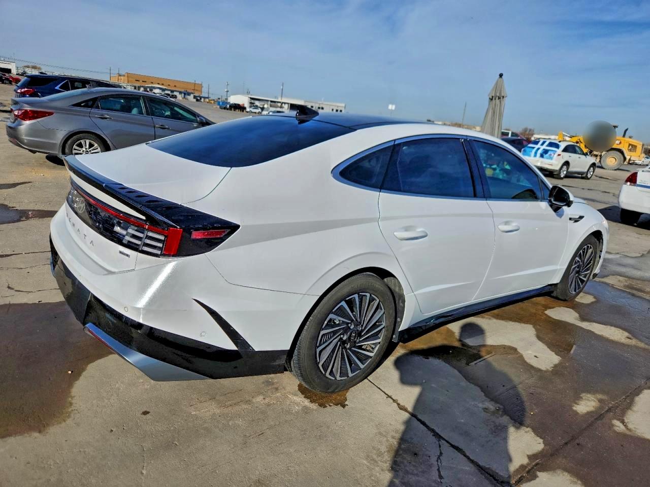 2025 HYUNDAI SONATA HYBRID photo 7